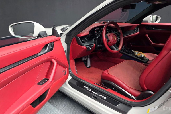 2023 Porsche 911 с пробегом 10 722 км