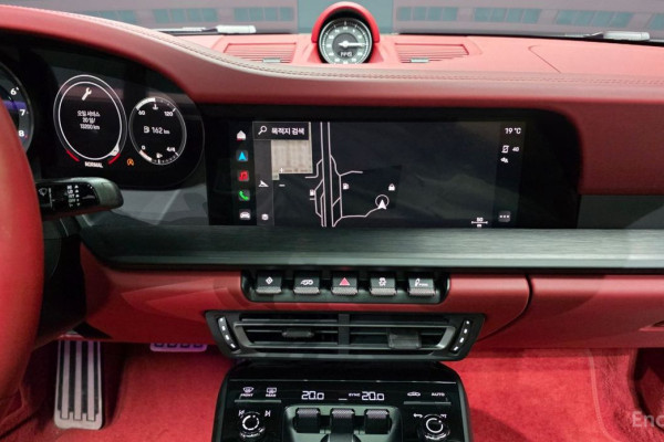 2023 Porsche 911 с пробегом 10 722 км