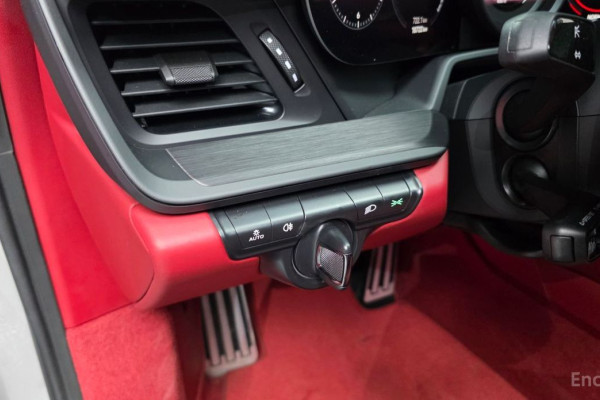 2023 Porsche 911 с пробегом 10 722 км