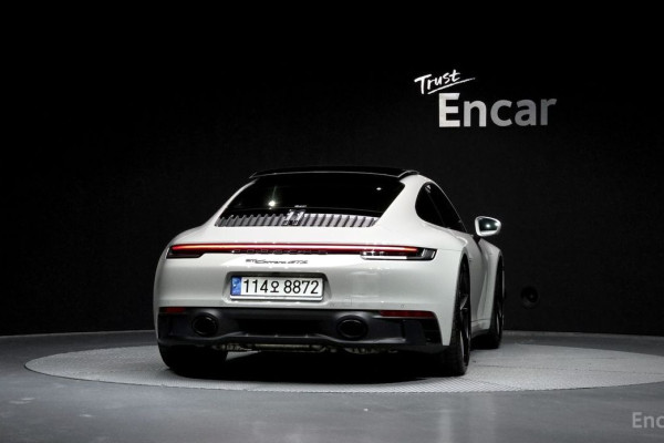 2023 Porsche 911 с пробегом 25 916 км