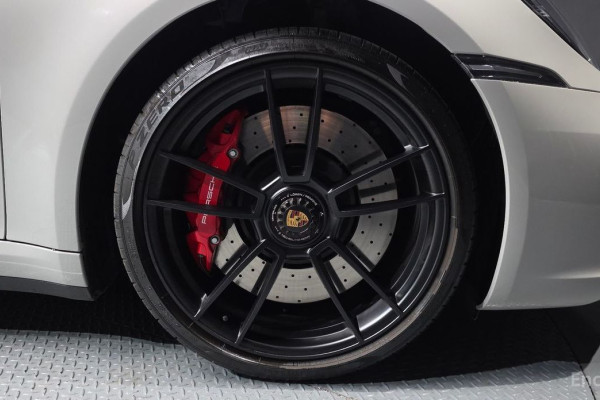 2023 Porsche 911 с пробегом 25 916 км