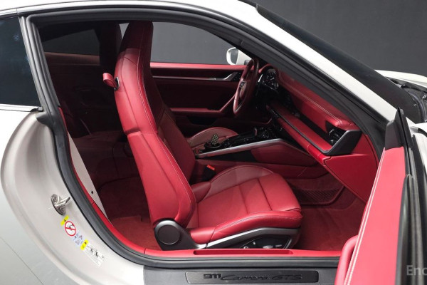 2023 Porsche 911 с пробегом 25 916 км