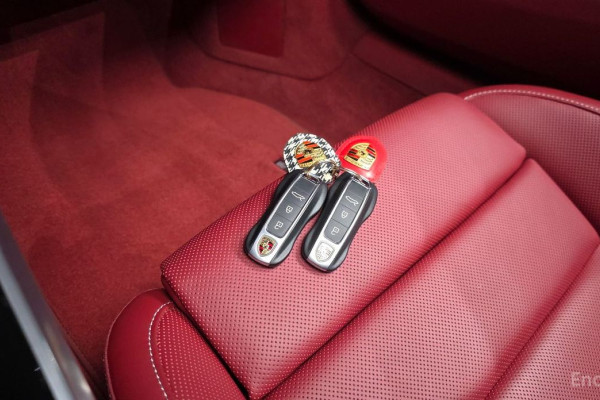 2023 Porsche 911 с пробегом 25 916 км