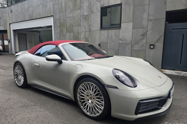 2021 Porsche 911 с пробегом 40 000 км