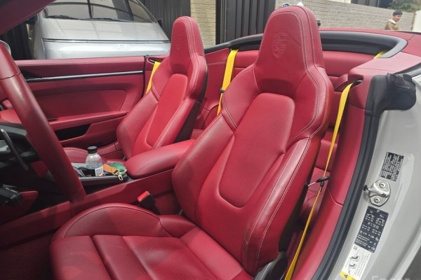 2021 Porsche 911 с пробегом 40 000 км