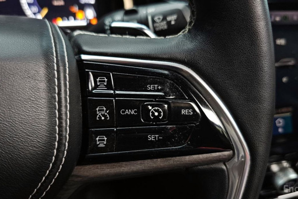 2022 Jeep Cherokee с пробегом 41 656 км