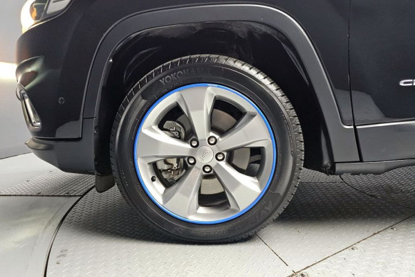 2022 Jeep Cherokee с пробегом 36 059 км