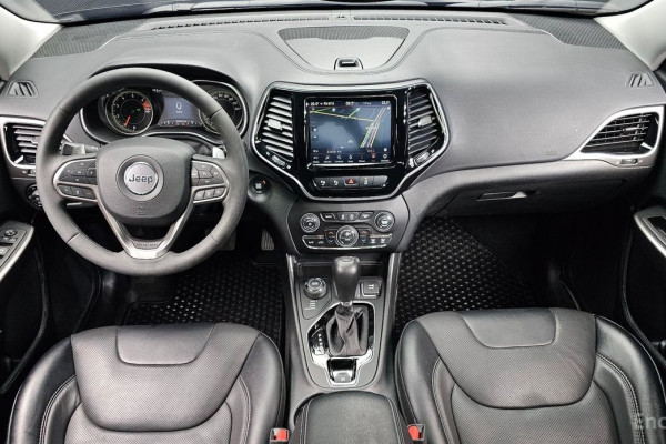 2022 Jeep Cherokee с пробегом 36 059 км