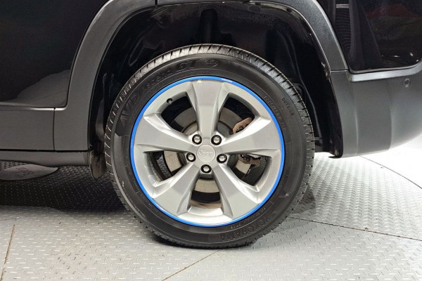 2022 Jeep Cherokee с пробегом 36 059 км