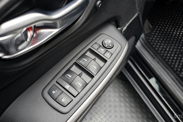 2022 Jeep Cherokee с пробегом 36 059 км