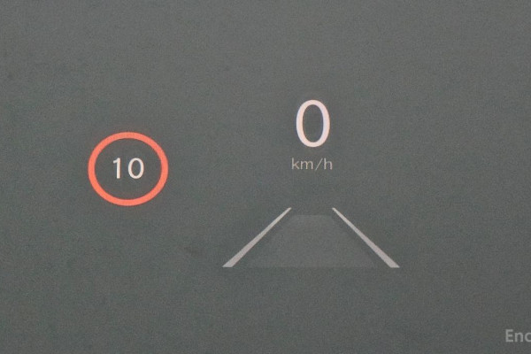 2023 Jeep Cherokee с пробегом 25 880 км