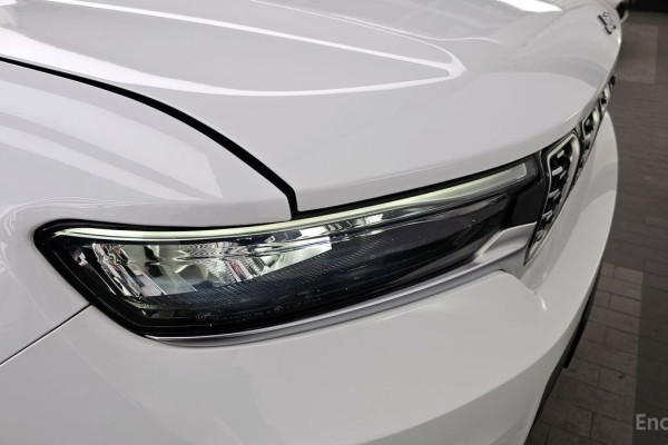 2023 Jeep Cherokee с пробегом 25 880 км