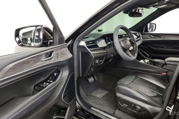 2022 Jeep Cherokee с пробегом 57 193 км