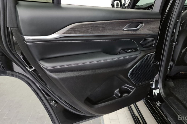 2022 Jeep Cherokee с пробегом 57 193 км