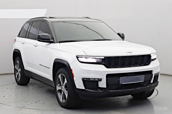 2023 Jeep Cherokee с пробегом 48 198 км