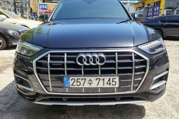 2021 Audi Q5 с пробегом 183 721 км