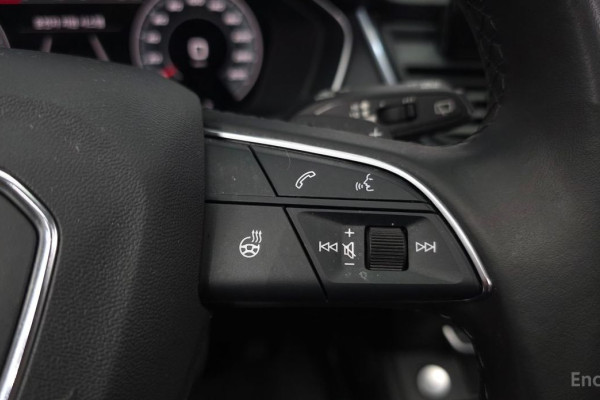 2021 Audi Q5 с пробегом 54 068 км