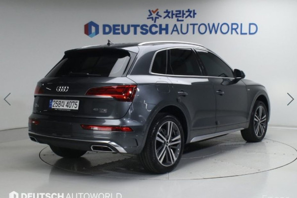 2022 Audi Q5 с пробегом 25 487 км
