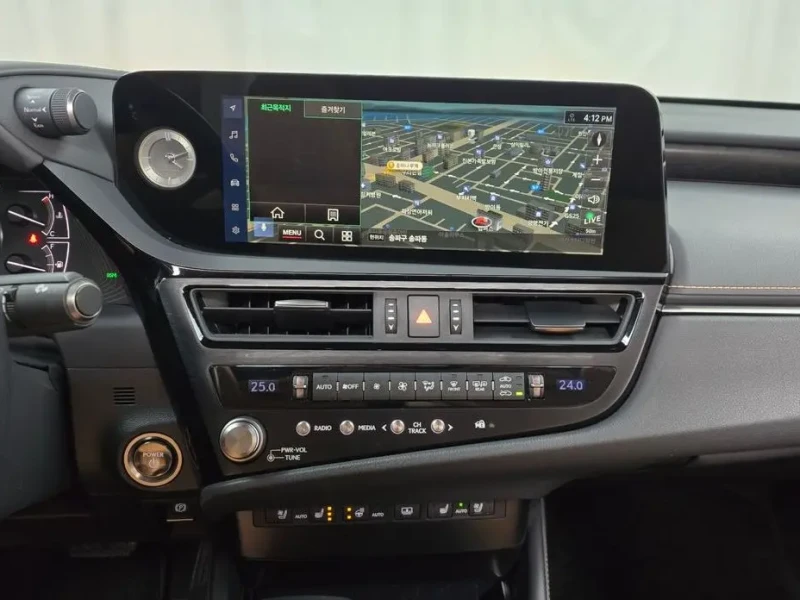 2022 Lexus ES с пробегом 60 536 км