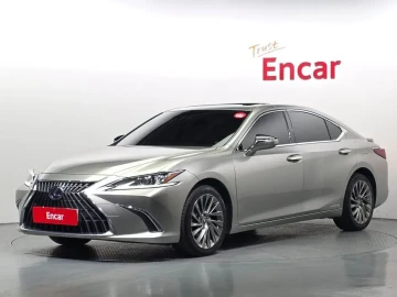 2022 Lexus ES с пробегом 78 888 км