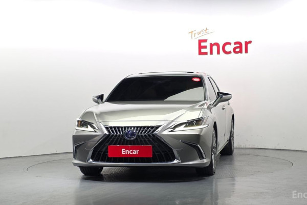 2022 Lexus ES с пробегом 78 888 км