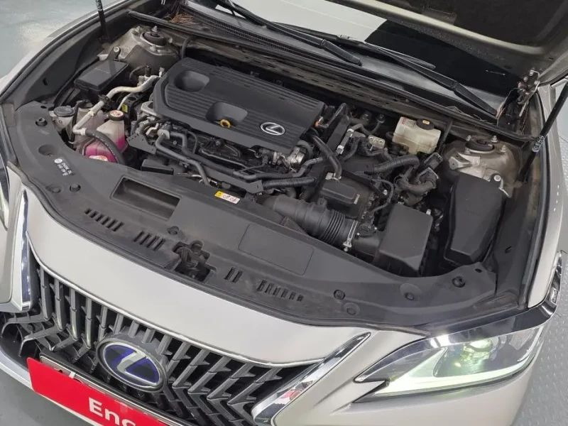 2022 Lexus ES с пробегом 78 888 км