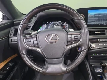 2022 Lexus ES с пробегом 78 888 км