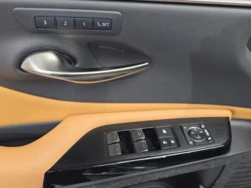2022 Lexus ES с пробегом 78 888 км