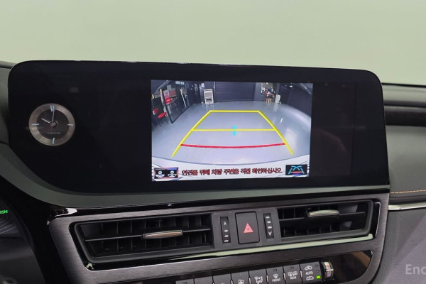 2022 Lexus ES с пробегом 78 888 км