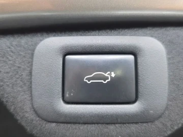 2022 Lexus ES с пробегом 78 888 км