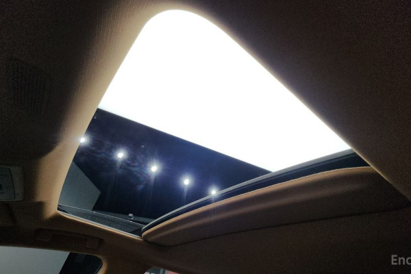 2023 Lexus ES с пробегом 65 670 км