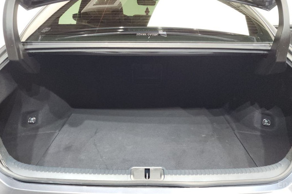 2023 Lexus ES с пробегом 65 670 км