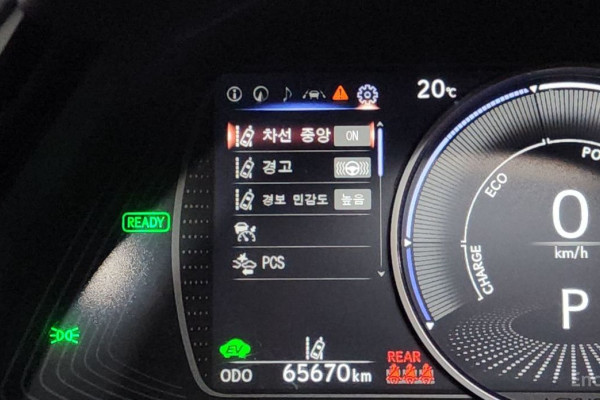 2023 Lexus ES с пробегом 65 670 км