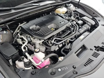 2022 Lexus ES с пробегом 22 696 км