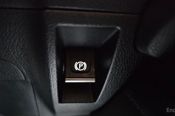 2022 Lexus ES с пробегом 22 696 км