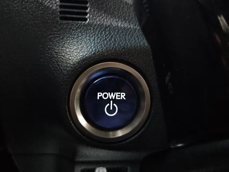 2022 Lexus ES с пробегом 22 696 км