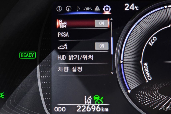 2022 Lexus ES с пробегом 22 696 км