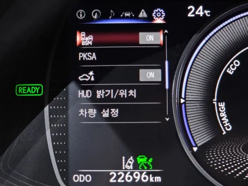 2022 Lexus ES с пробегом 22 696 км