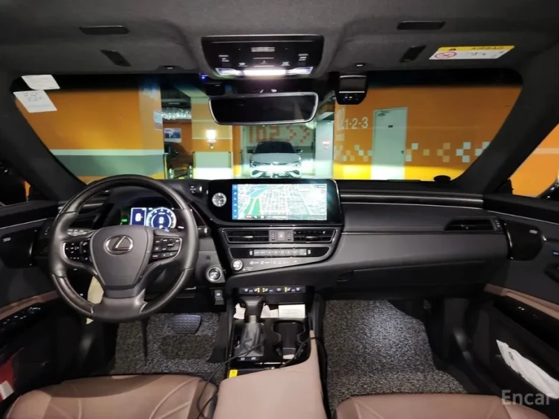 2023 Lexus ES с пробегом 43 462 км