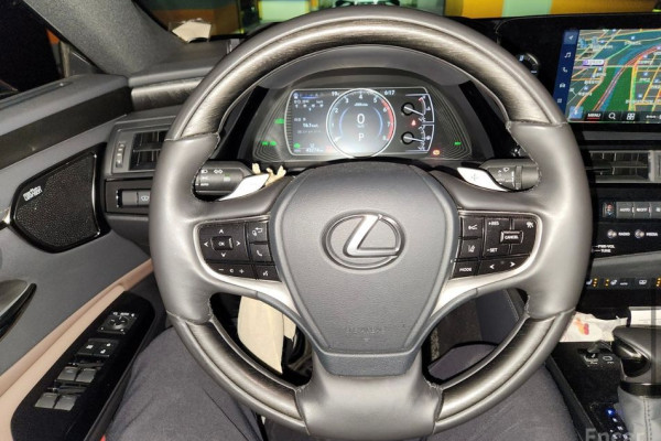 2023 Lexus ES с пробегом 43 462 км