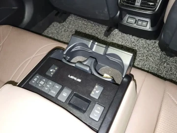 2023 Lexus ES с пробегом 43 462 км