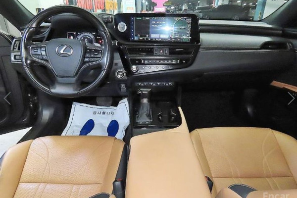 2023 Lexus ES с пробегом 65 651 км