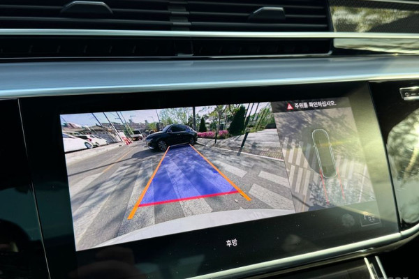 2021 Audi S8 с пробегом 59 000 км