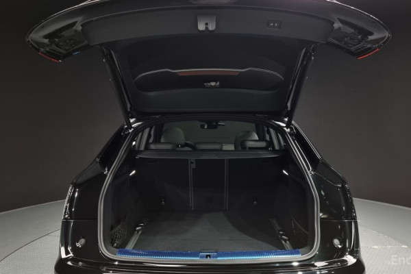 2023 Audi SQ5 Sportback с пробегом 29 759 км