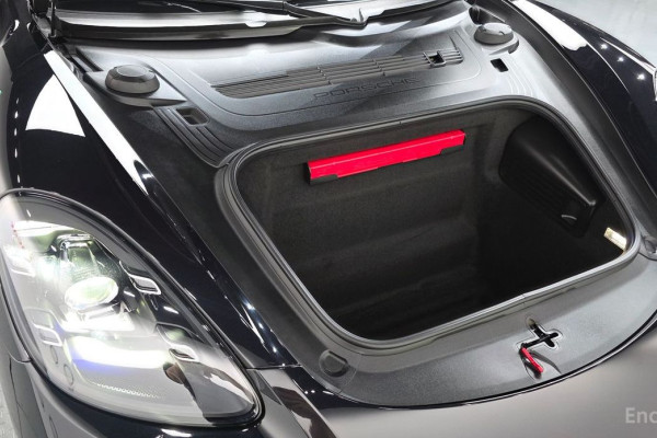 2022 Porsche 718 Spyder с пробегом 13 711 км