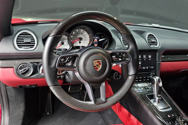 2023 Porsche 718 Spyder с пробегом 11 751 км