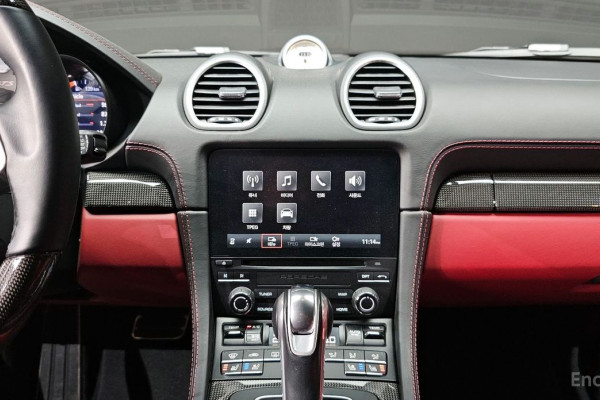 2023 Porsche 718 Spyder с пробегом 11 751 км