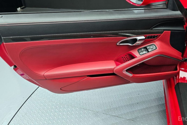 2023 Porsche 718 Spyder с пробегом 11 751 км