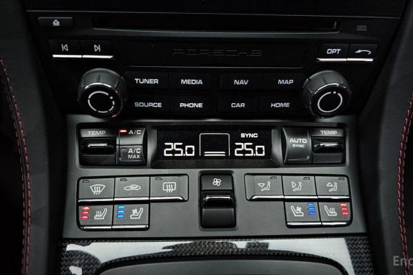 2023 Porsche 718 Spyder с пробегом 11 751 км