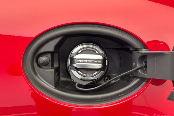 2021 Porsche Boxster с пробегом 17 167 км